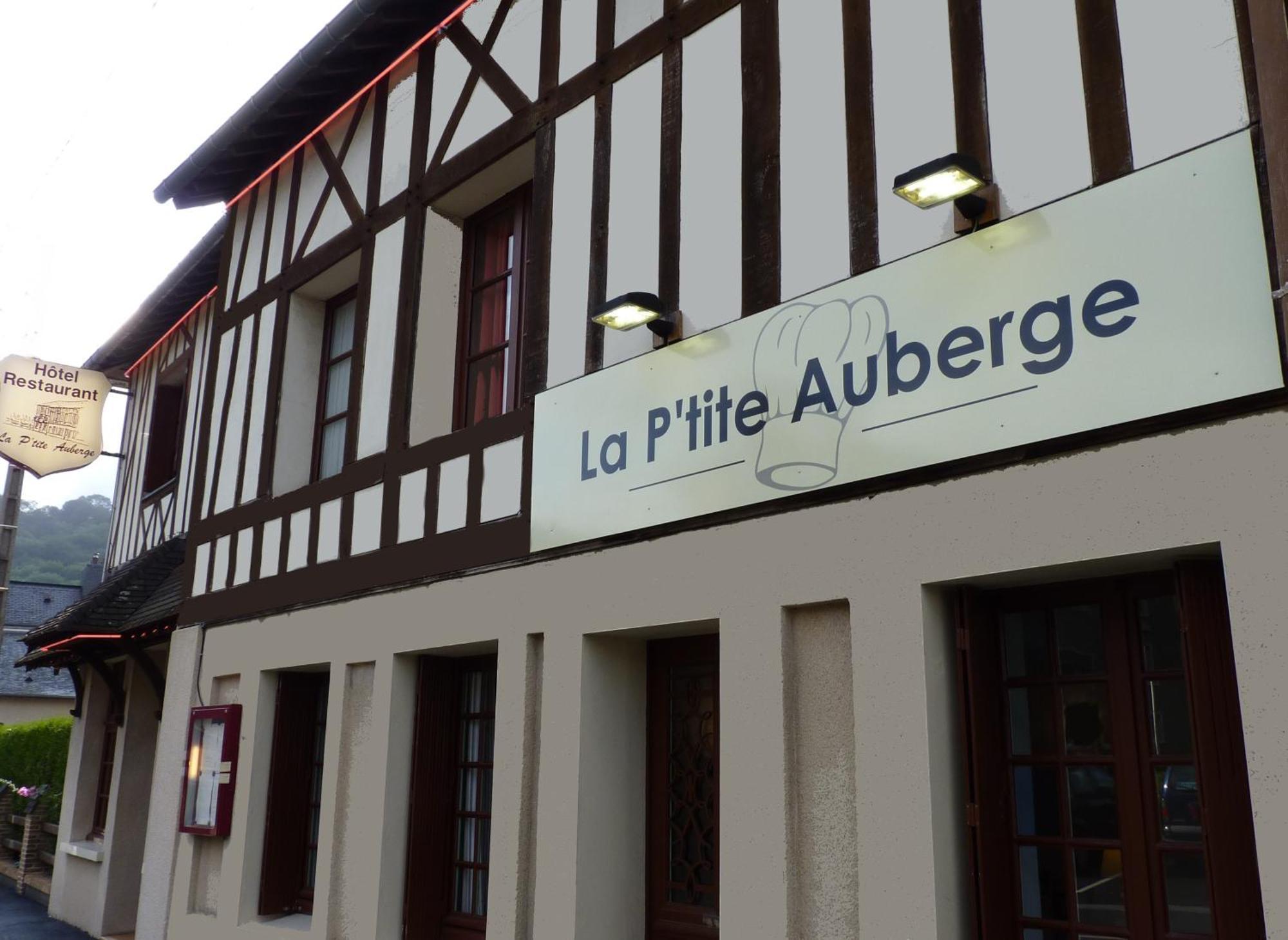 Hotel-Restaurant La P'Tite Auberge Lillebonne Exterior foto